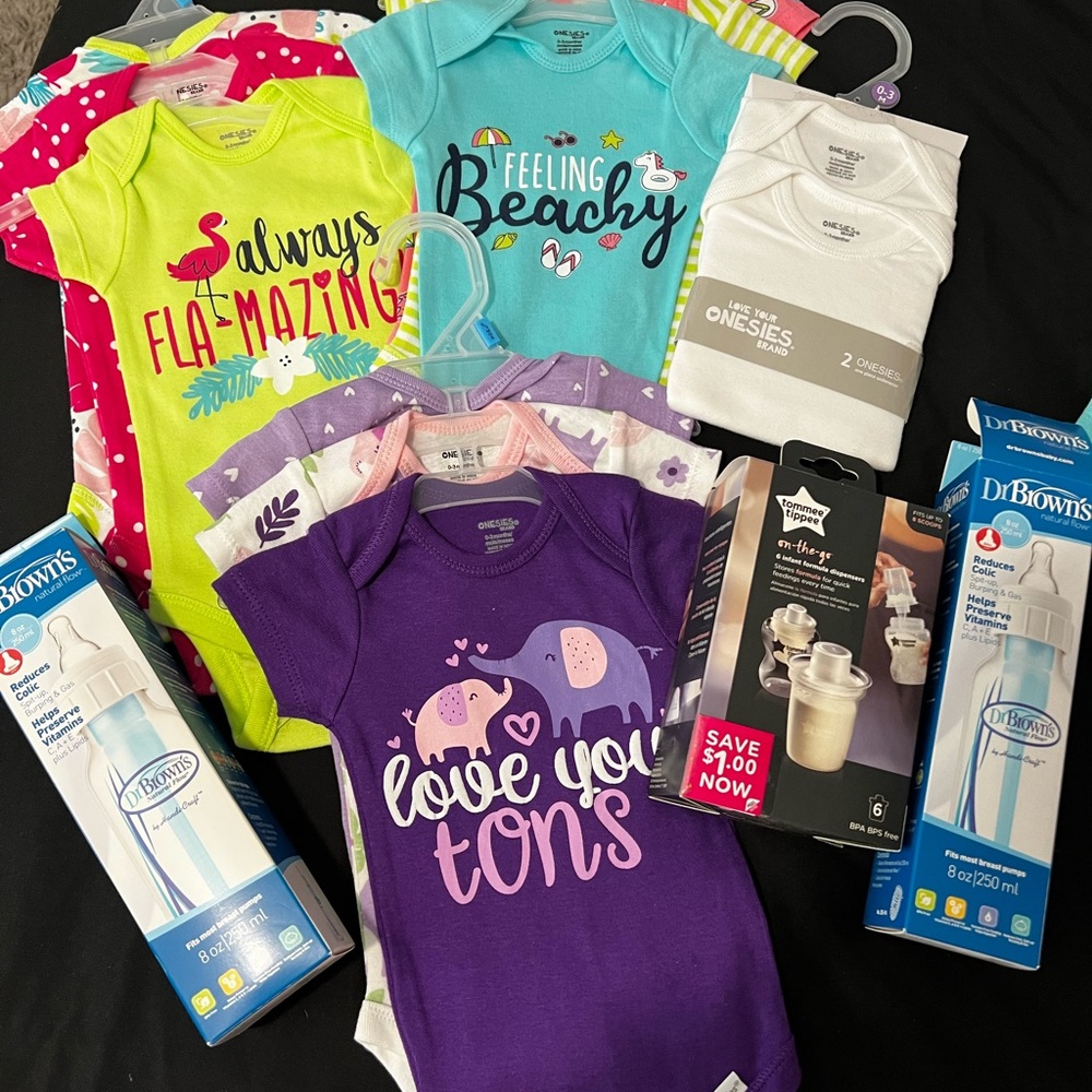 Baby girls bundle 0 to 3